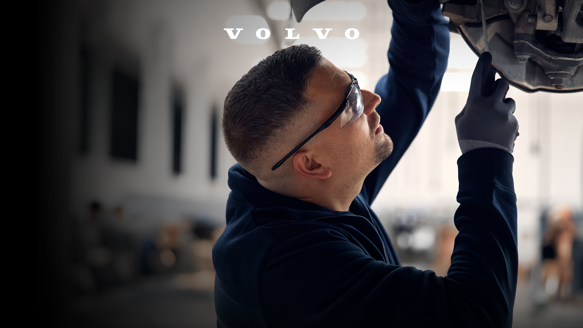 ĐẶC QUYỀN CHĂM SÓC XE CHÍNH HÃNG TỪ VOLVO