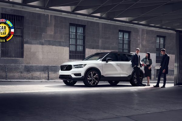 Volvo XC40 photo 4