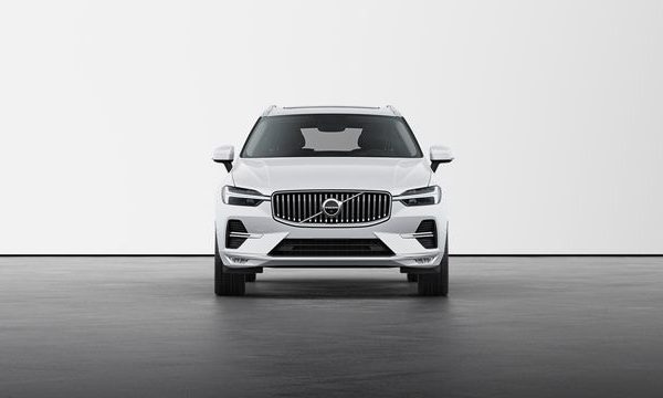 Volvo xc60 màu trắng ngọc trai