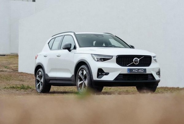 Volvo XC40 2023 được giới thiệu lần đầu tại Việt Nam vào năm 2019