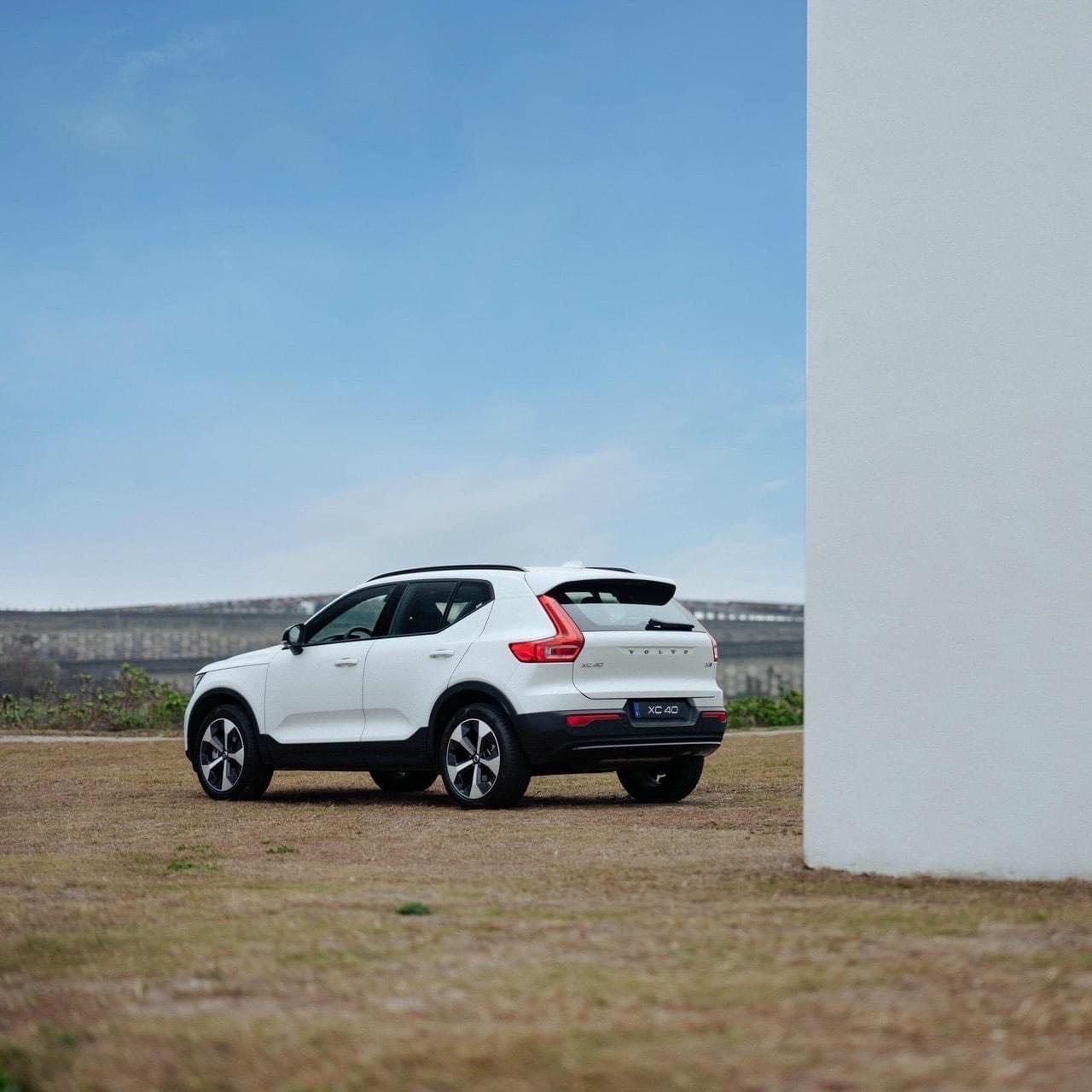 Volvo Xc40 2023 được trang bị bộ la-zăng 5 chấu thể thao